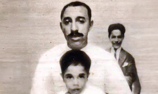 محمد عبدالوهاب ووالده وشقيقه