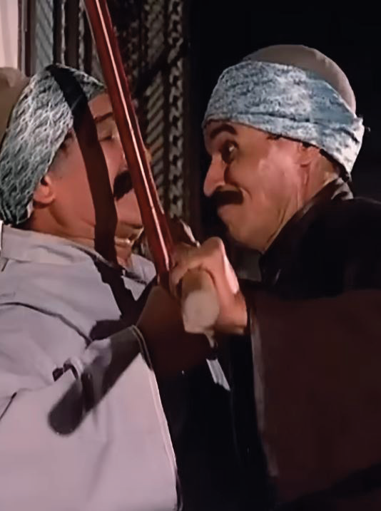 عزت العلايلي في التوت والنبوت