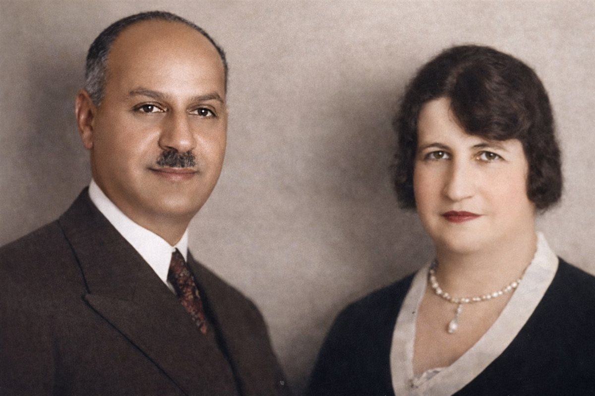 قوت القلوب الدمرداشية وزوجها