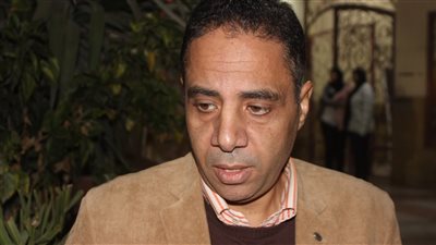 أيمن الحكيم: عمار الشريعى هو «طه حسين المزيكا» وآخر «جيل الأكابر»