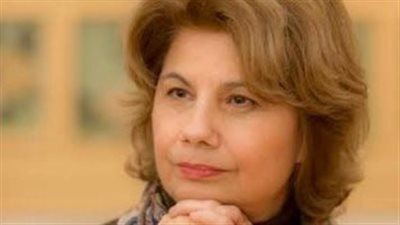 المترجمة اليونانية بيرسا كوموتسى ترد: أترجم أدبًا وليس وثيقة مَحكمة.. ولم أقحم شيئًا على النص المحفوظى 