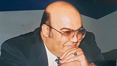 أهداها عبدالمعطى حجازى إلى فرج فودة بعد استشهاده.. قصيدة «شفق على سور المدينة»