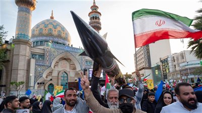 إيـران.. كتاب جديد: التوازن المفقود فى الشرق الأوسط