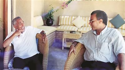 المثقفون فى مصيدة ثورة 23 يوليو.. قراءة فى كتابين مجهولين بعنوان واحد لهيكل وعادل حمودة