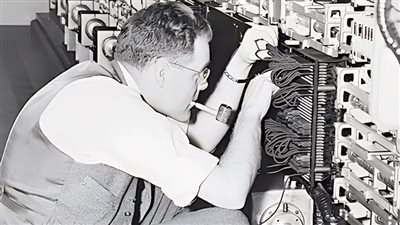 سر التفاحة المسمومة.. آلان تورنج.. مأساة الأب الروحى للحاسب الآلى