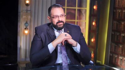 كربلاء الأسطورة والتاريخ.. أحمد لاشين: الحسين حاضر فى جميع أزمات إيران منذ «الثورة الإسلامية» إلى «حرب الـ12 يومًا»