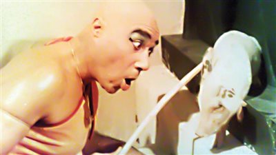 لأول مرة.. القصة الحقيقية لإصابته بـ«العمى» وتفاصيل رحلة علاجه فى أمريكا