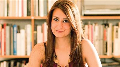 المتمردة.. وداد نبى: الغرب يعتبر شعراء المنفى «فئرانًا يكتبون القصيدة»