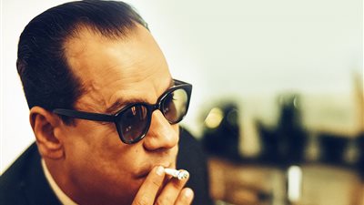 وثيقة مريبة.. هل رفض الأدباء المصريون  ترشيح نجيب محفوظ لنوبل؟