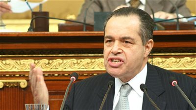 جنة السياسة ونارها.. محمد منصور يحاكم عصر مبارك فى مذكراته