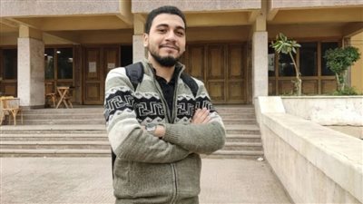 عَلىٰ شَاطِئِ الأَخْضَرِ اليُوسُفِيِّ