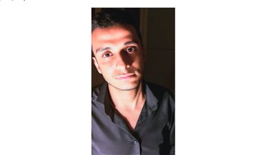 أجنحة رغم الرماد