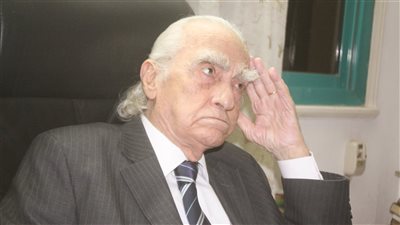 العلمانية فى فكره