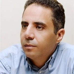 أيمن الحكيم