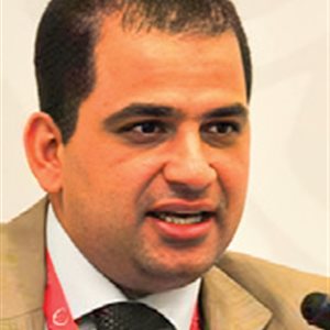 عمرو عبدالعزيز منير