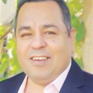 علاء أبو زيد